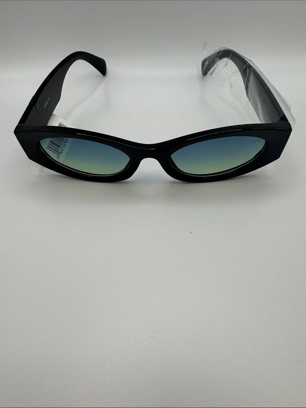 N/A stylish black